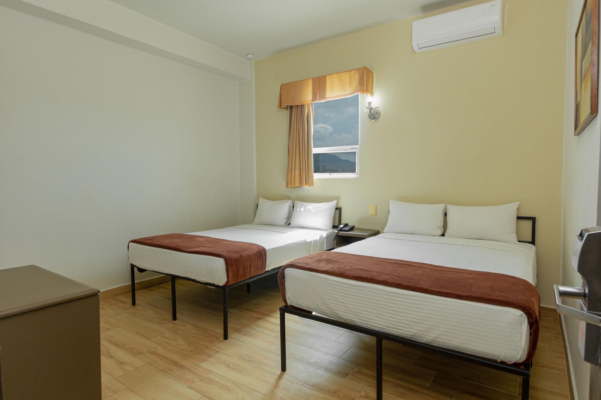 מונטריי Hotel Plaza Del Arco Express מראה חיצוני תמונה